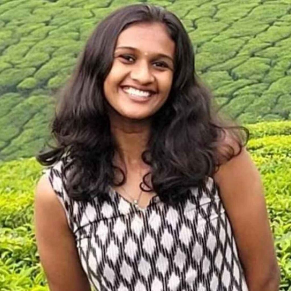 Malayattoor crime scene near vacant plot where 19-year-old student Chitrapriya’s body was found, with police officers inspecting the area