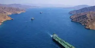 Iranian military personnel monitoring the Hormuz Strait